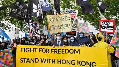 香港社运人士罗冠聪出席在德国外交部前的示威活动，德国柏林，2020年9月1日。